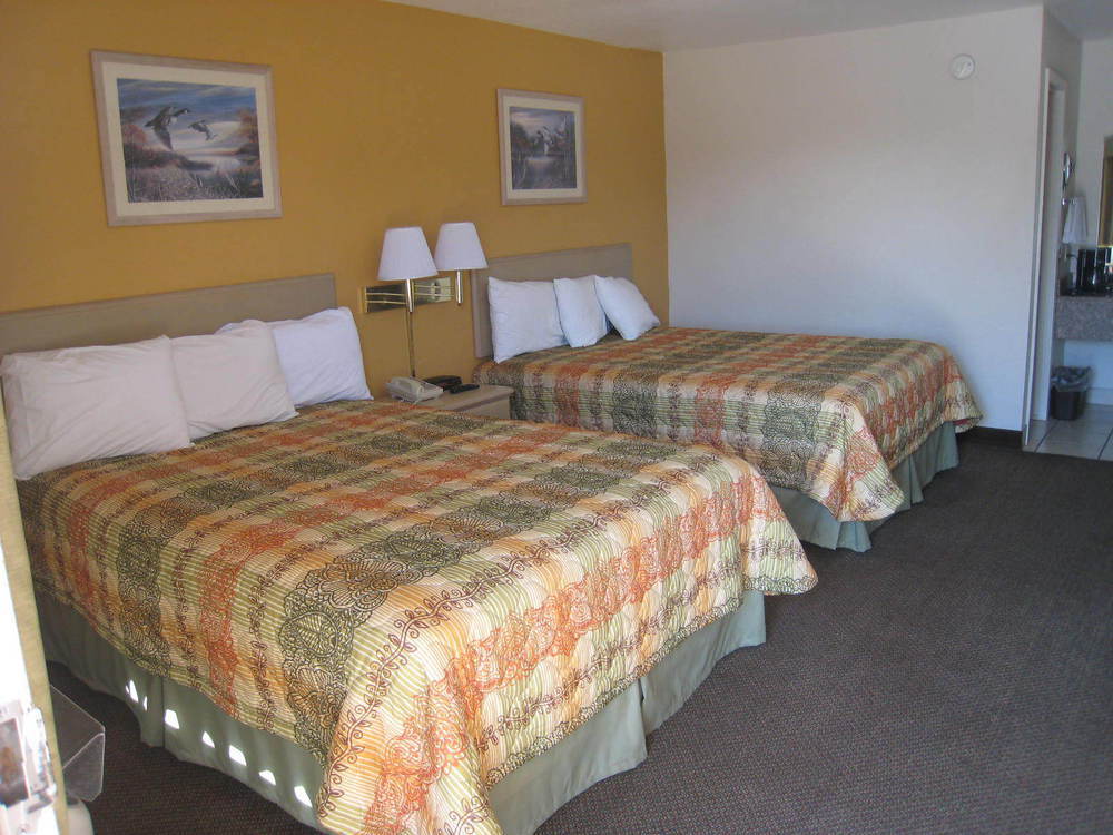 Executive Inn Pearsall 객실 사진