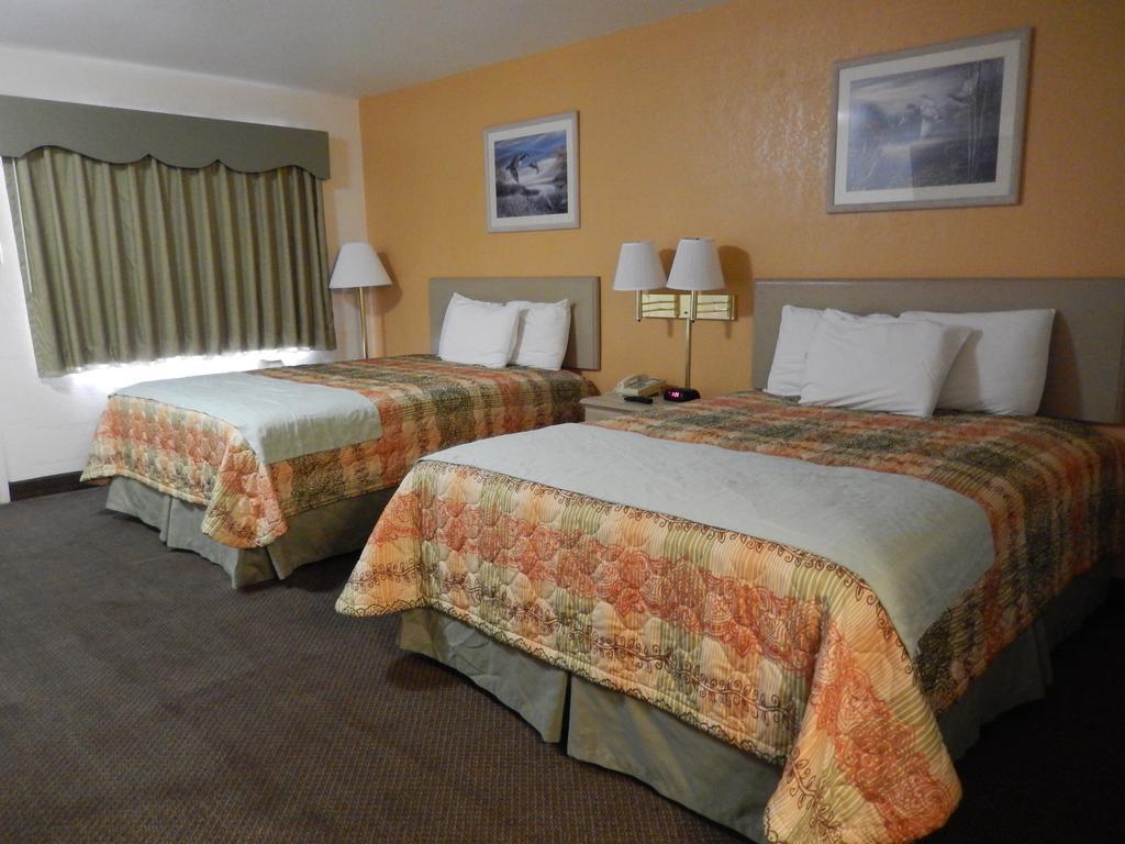 Executive Inn Pearsall 외부 사진