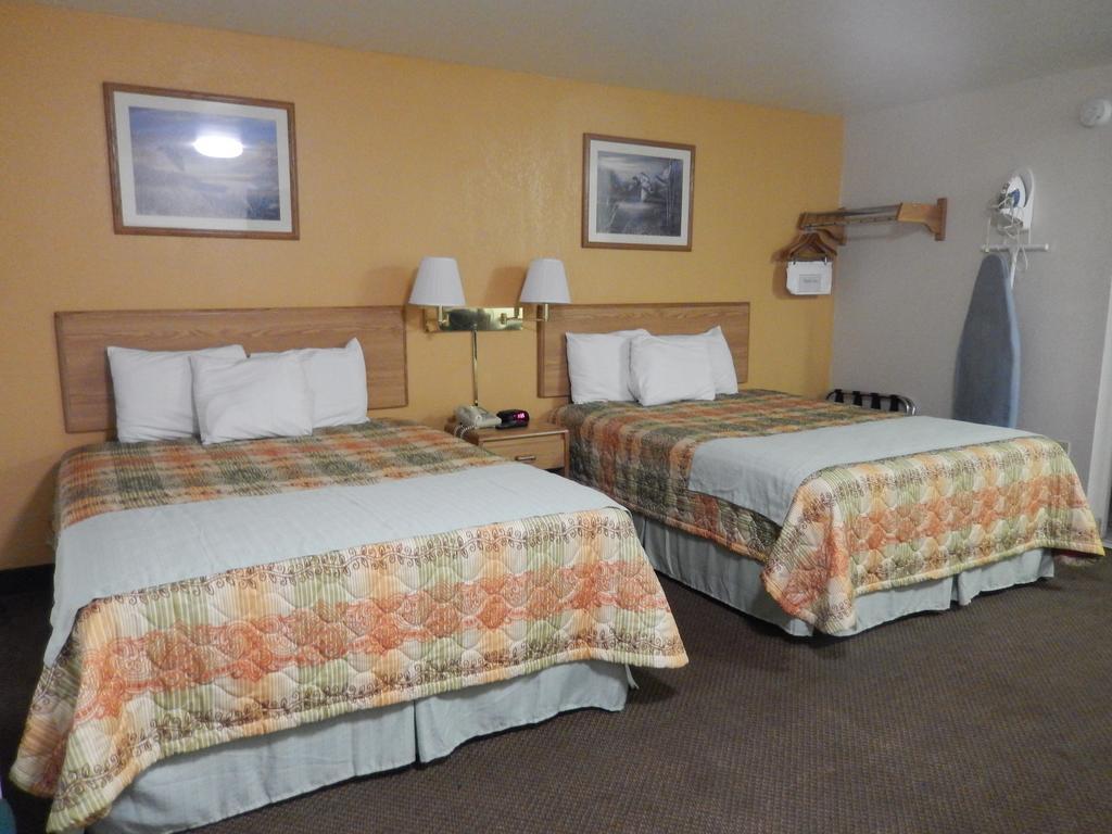 Executive Inn Pearsall 외부 사진