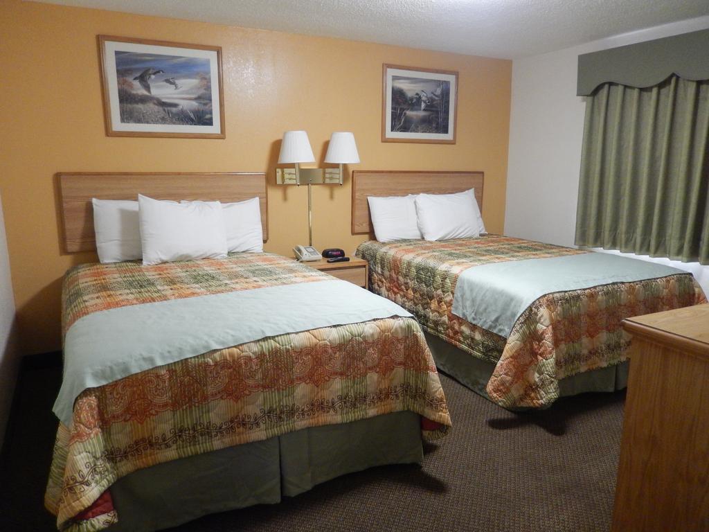 Executive Inn Pearsall 외부 사진