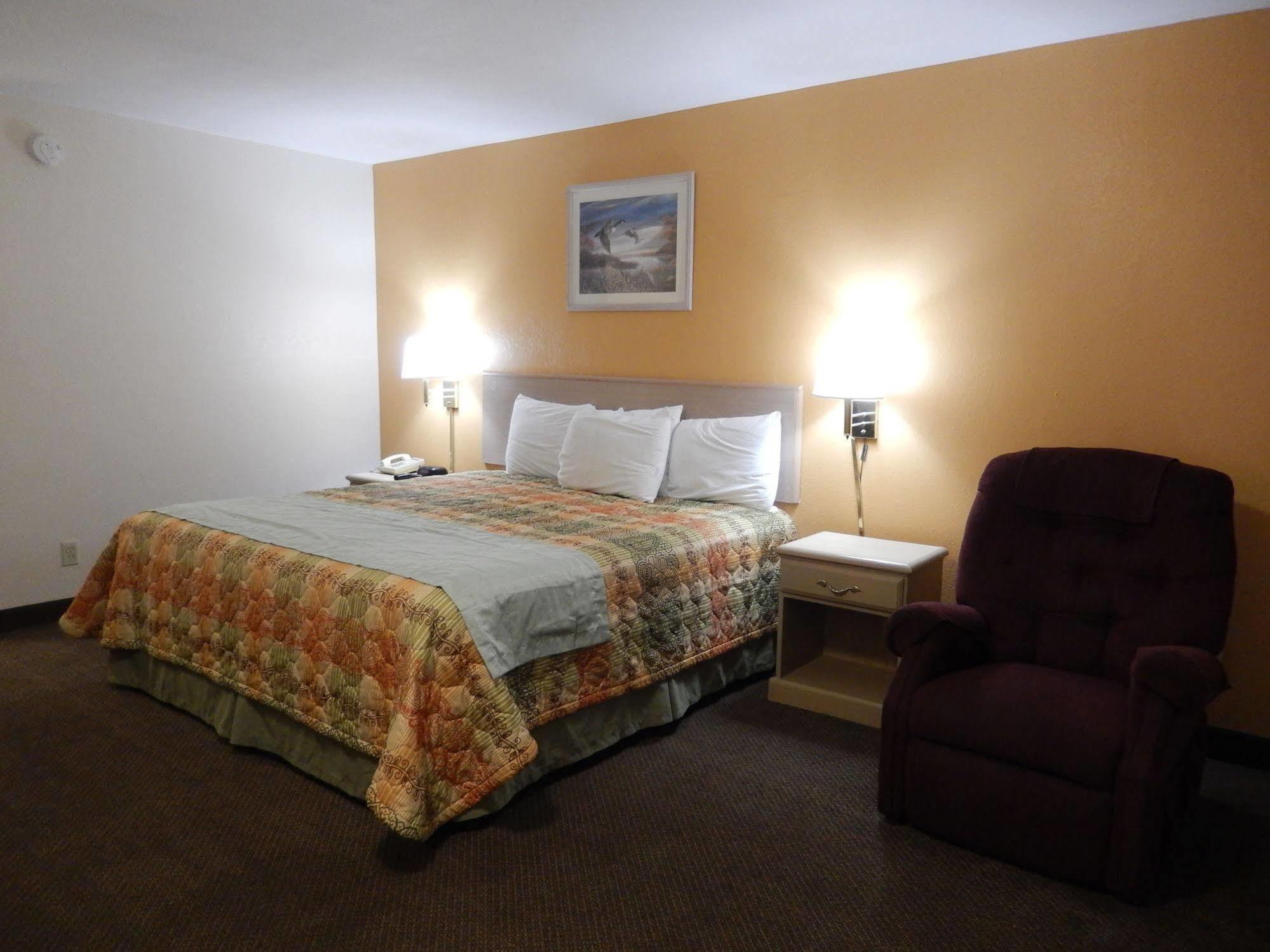 Executive Inn Pearsall 외부 사진