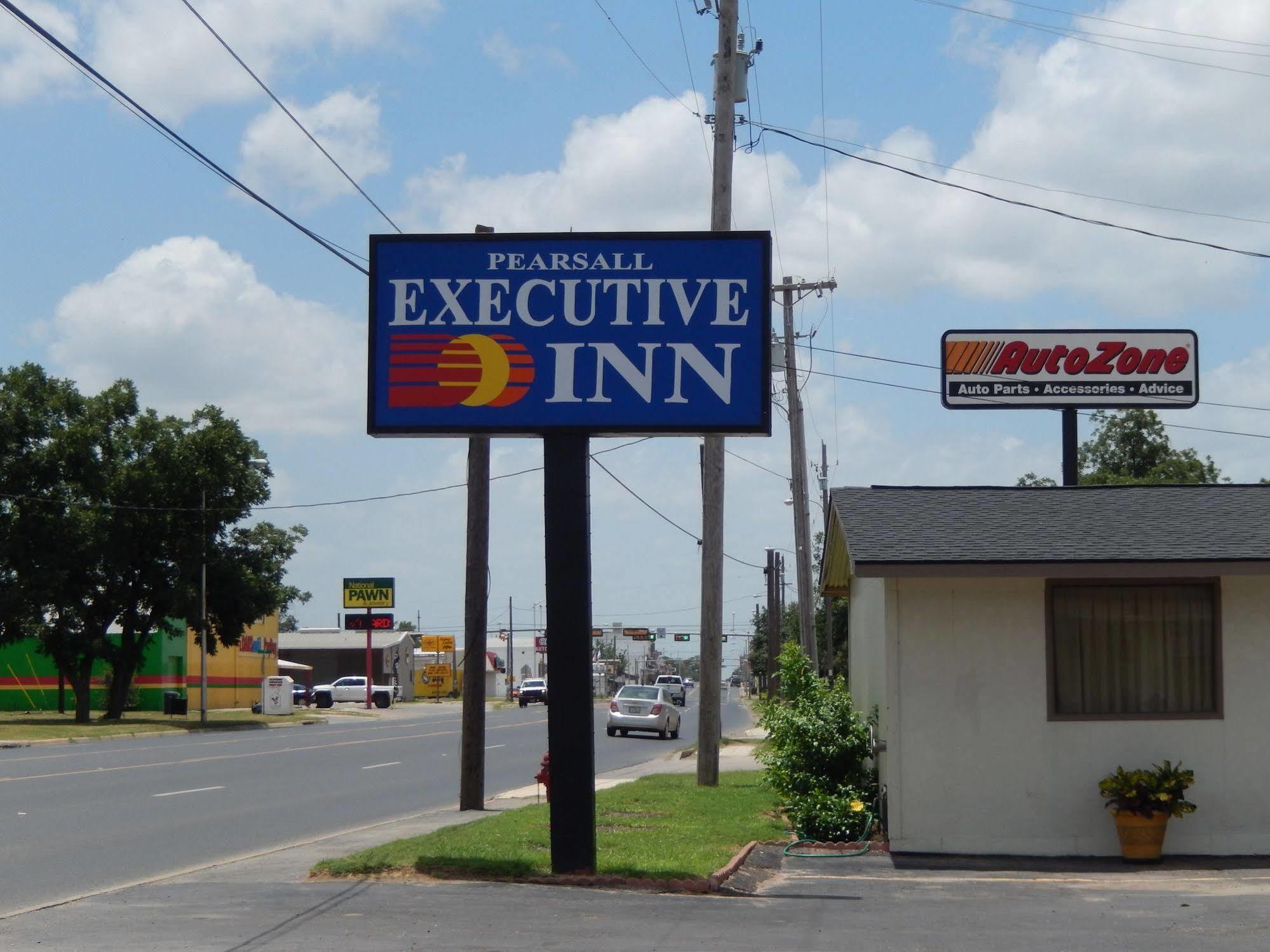 Executive Inn Pearsall 외부 사진